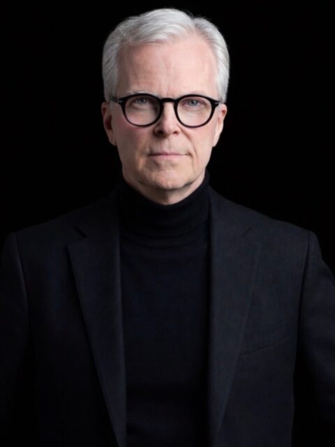 Não é só uma negociação.
É o futuro da sua empresa.